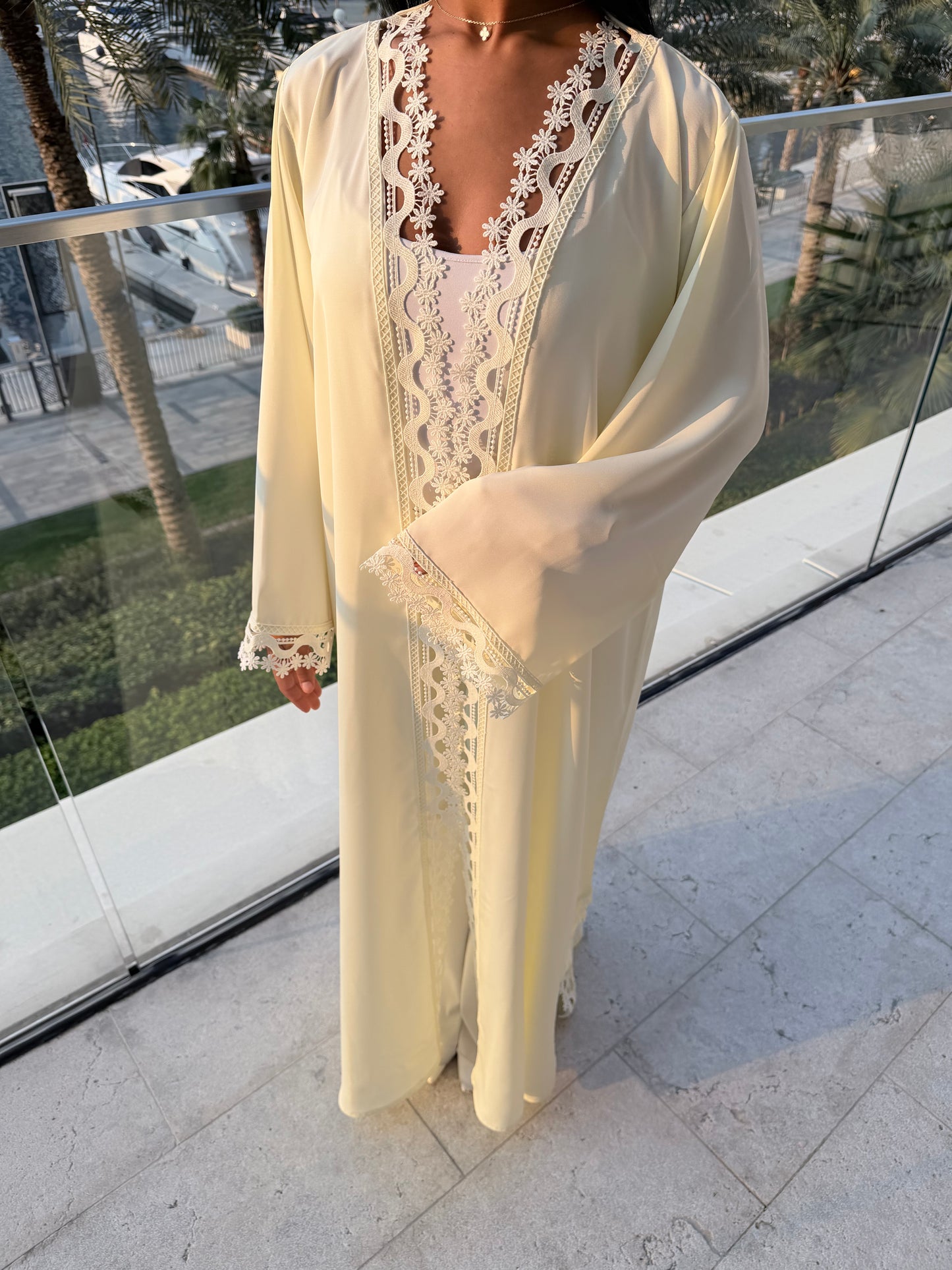 Abaya Florale Jaune Pastel - Ensemble 2 pièces