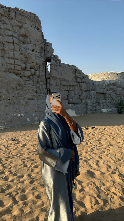 Abaya Satiné Bleu - Ensemble 3 pièces